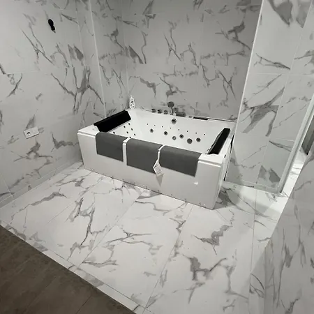 Jacuzzi